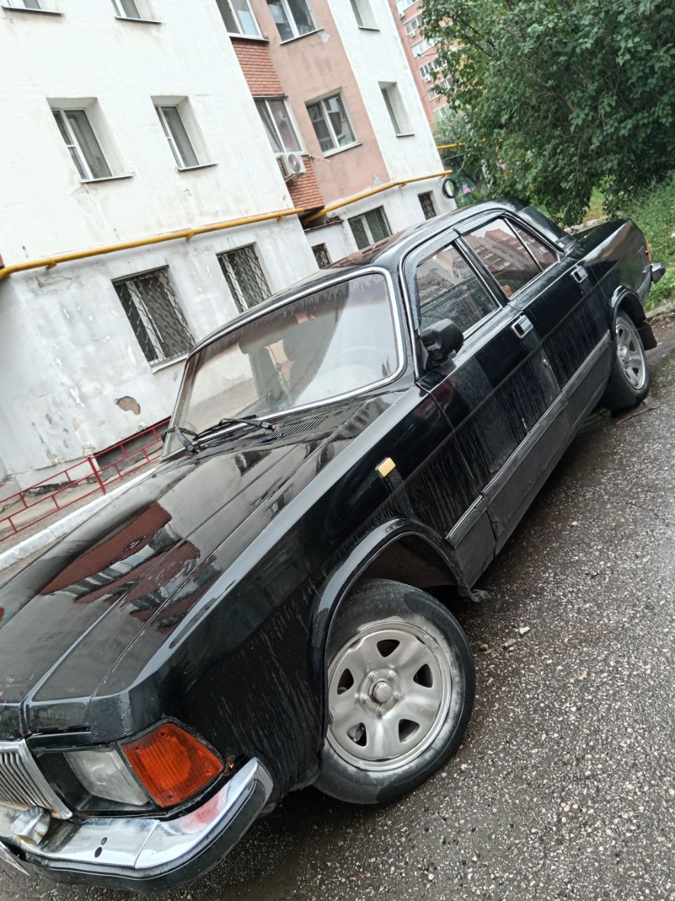 Продажа дома с участком и автомобилем Волга